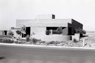 Oakland Machine Co. Inc., 305 S. Rockford Dr., Tempe