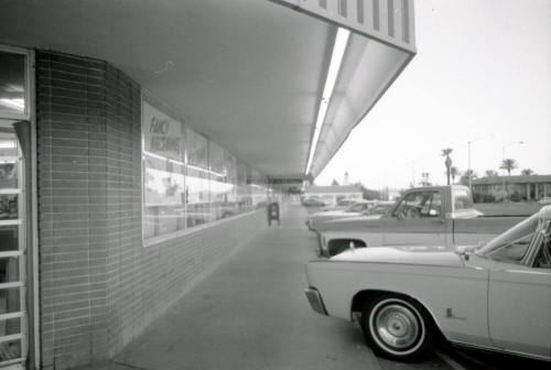 Shopping Center, 16th & Missouri, Phoenix