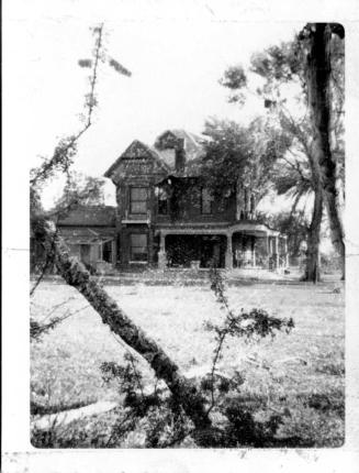 Photo of the Petersen House