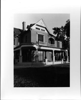 Front of Petersen House