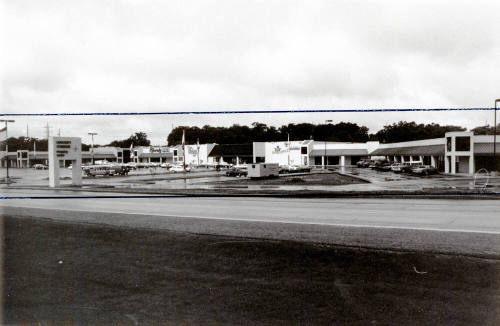 University Commons Shopping Center, Mishawaka, IN.