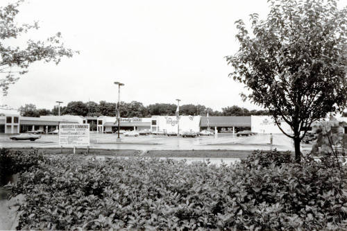 University Commons Shopping Center, Mishawaka, IN.