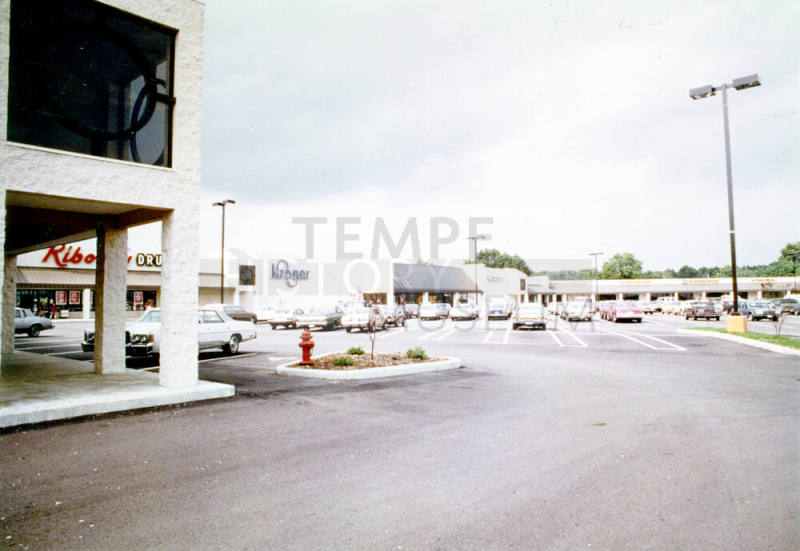 University Commons Shopping Center, Mishawaka, IN.