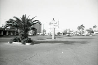 Navarre's Restaurant Sign, 25 E. Camelback Rd., Uptown Plaza, Phoenix