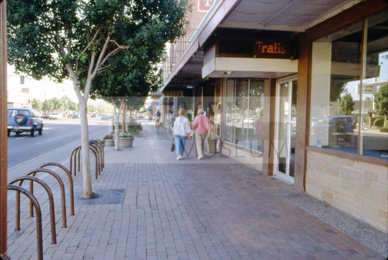 Street Scene - 500 Block of S. Mill Ave.
