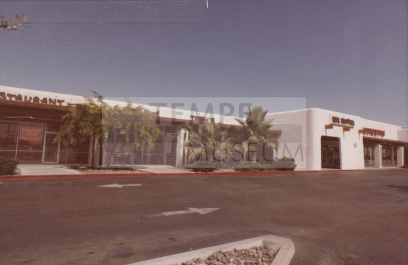 Trish's - 6432 South McClintock Drive, Tempe, Arizona