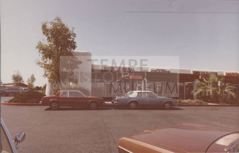 Shoe Corral - 6460 South McClintock Drive, Tempe, Arizona