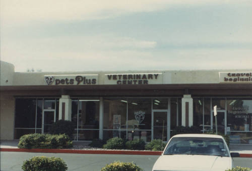 Pets Plus - Veterinary Center - 6464 South McClintock Drive, Tempe, Arizona