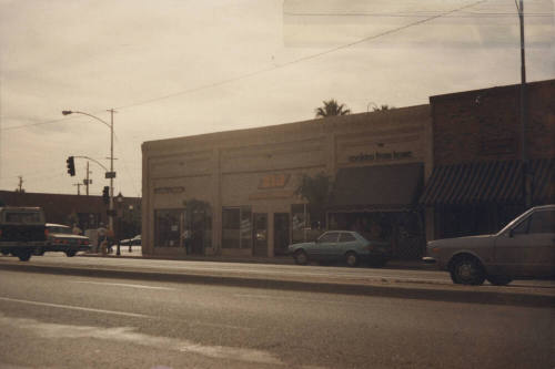 Zia Records - 420 South Mill Avenue, Tempe, Arizona