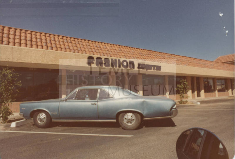Fashion Dinettes - 1440 North Scottsdale Road, Tempe, Arizona