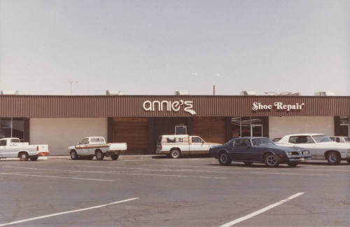 Annie's - South Mill Avenue, Tempe, Arizona