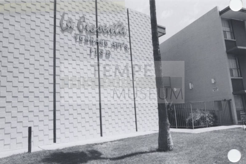 La Cresenta Apts - 1130 East Orange Street, Tempe, Arizona