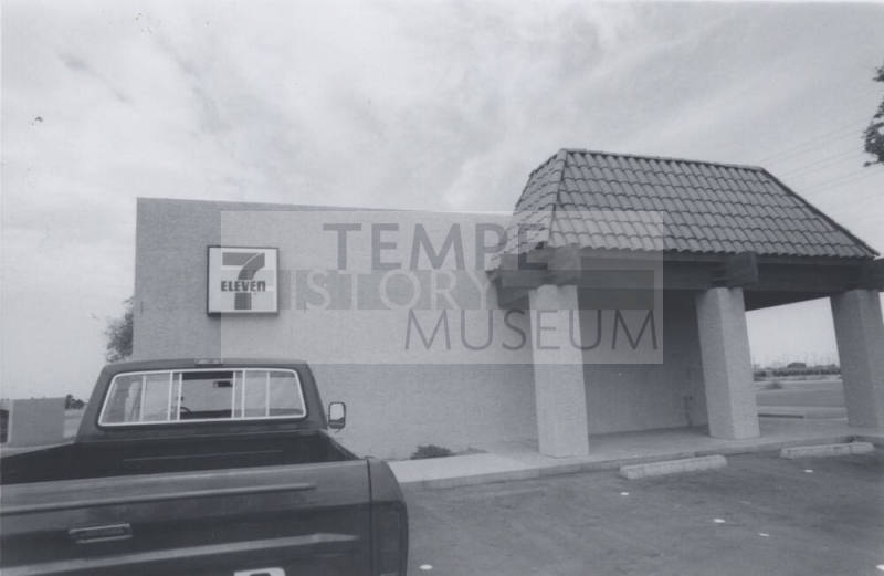 7 Eleven - 2010 South Price Road, Tempe, Arizona