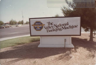 The Valley National Banking Machine - 4714 South Rural Road, Tempe, Arizona