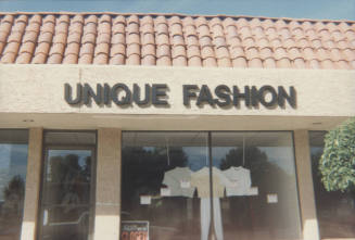 Unique Fashion - 1440 North Scottsdale Road, Tempe, Arizona