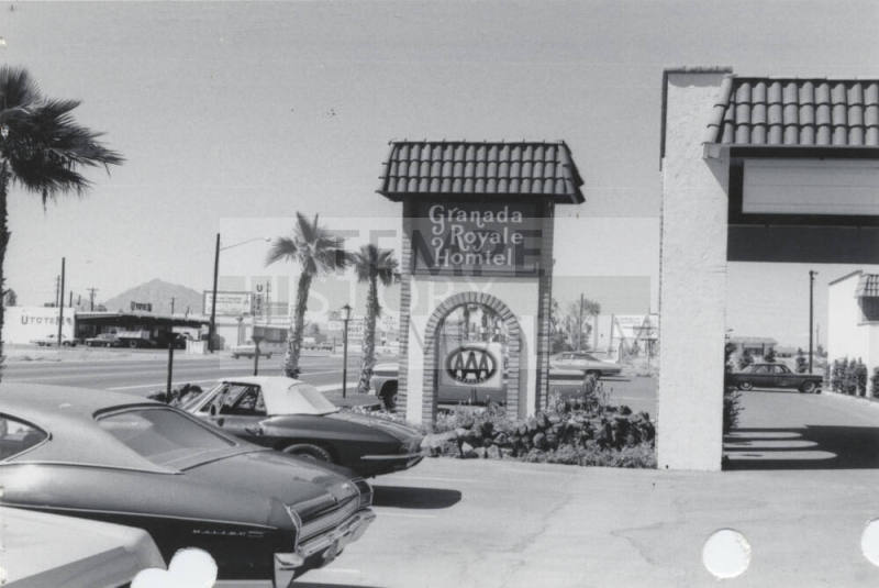 Granada Royal Homtel - 1635 N Scottsdale Road, Tempe, Arizona