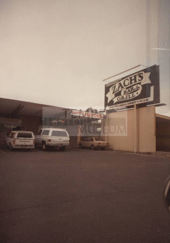 Zach's Bar & Grill, Tempe Liquors - 1810 N Scottsdale Road, Tempe, Arizona