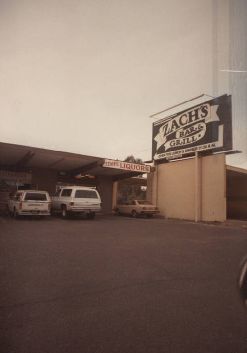 Zach's Bar & Grill, Tempe Liquors - 1810 N Scottsdale Road, Tempe, Arizona