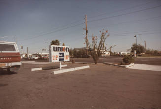 Valley Fair Union 76 - 5 East Southern, Tempe, Arizona