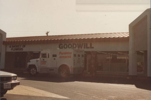 Goodwill - 87 East Southern Avenue, Tempe, Arizona