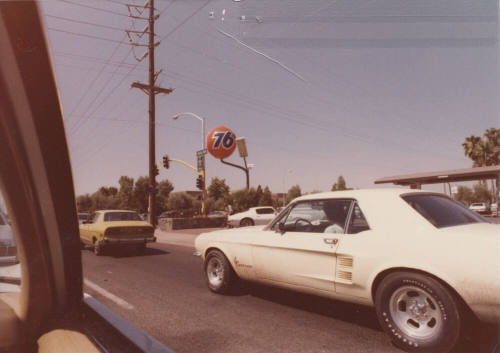 "76" Service Station - 840 East Southern Avenue, Tempe, Arizona