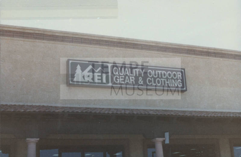 REI Quality Outdoor Gear & Clothing - 1405 West Southern Avenue, Tempe, Arizona