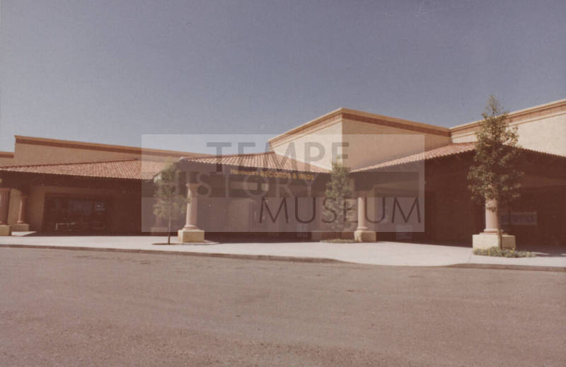Hardwick's Records & Wigs - 1425 West Southern Avenue, Tempe, Arizona