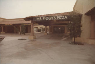 Ms. Piggy's Pizza - 1425 West Southern Avenue, Tempe, Arizona