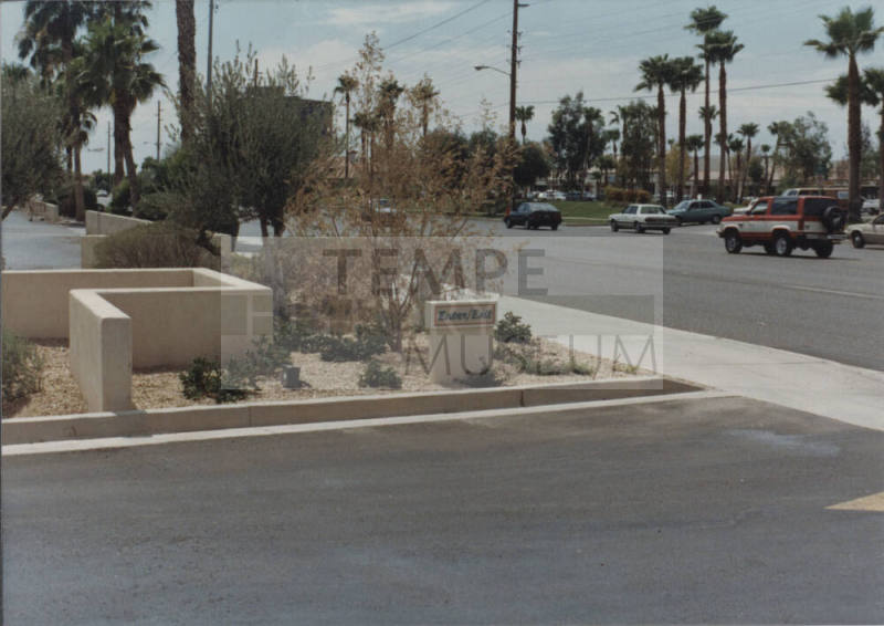 Two Pesos - 1735 East Southern Avenue, Tempe, Arizona