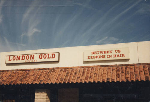 Between Us Designs in Hair - 1820 East Southern Avenue, Tempe, Arizona