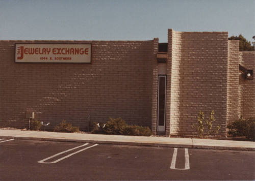 The Jewelry Exchange - 1844 East Southern Avenue, Tempe, Arizona