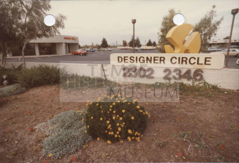 Designer Circle - 2302-2346 East Southern Avenue, Tempe, Arizona