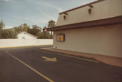 Arnold's Drive-In - 106 East University Drive, Tempe, Arizona