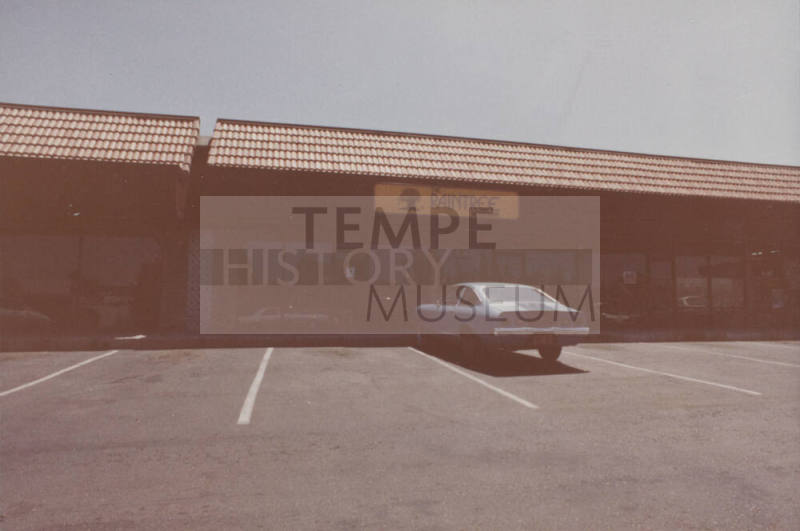 The Raintree - 933 East University Drive, Tempe, Arizona