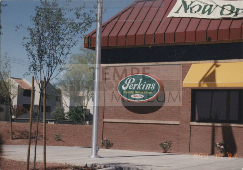 Perkins Family Restaurant - 1160 East University Drive, Tempe, Arizona