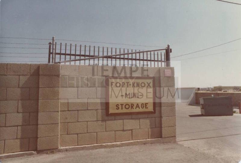 Fort Knox Mini Storage - 1964 East University Drive, Tempe, Arizona
