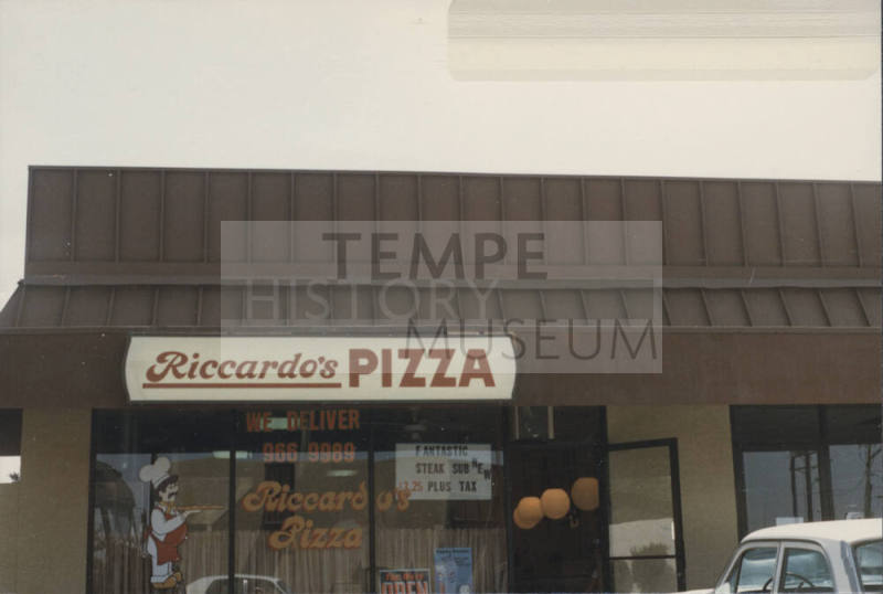 Riccardo's Pizza - 2531 East University Drive, Tempe, Arizona