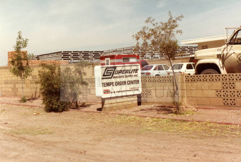 Superlite Builders Supply-Tempe Order Center - 1530 East 8th Street, Tempe, Ariz