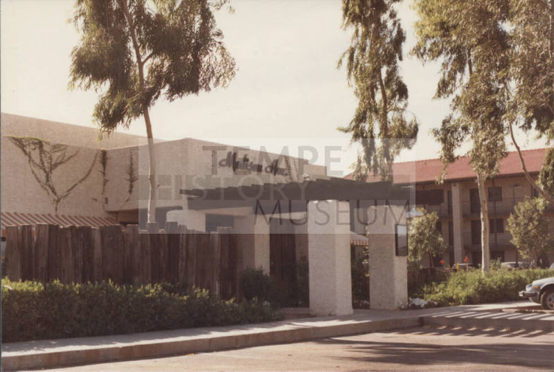 Madison Avenue - 825 South 48th Street, Tempe, Arizona