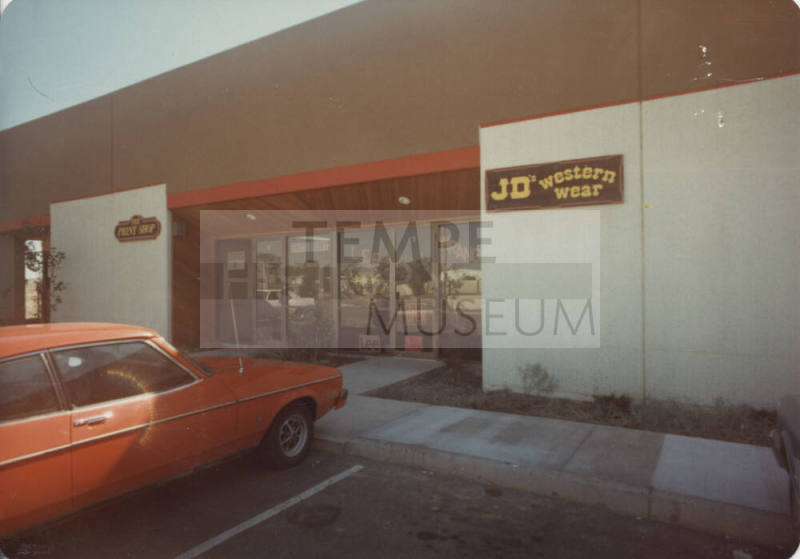JD's Western Wear - 815 South 52nd Street, Tempe, Arizona
