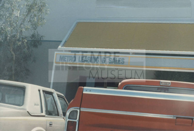 Metro Leasing & Sales - 825 South 52nd Street, Tempe, Arizona