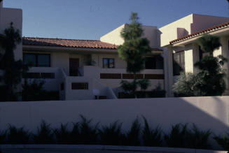 Harbor Village Condos-The Lakes