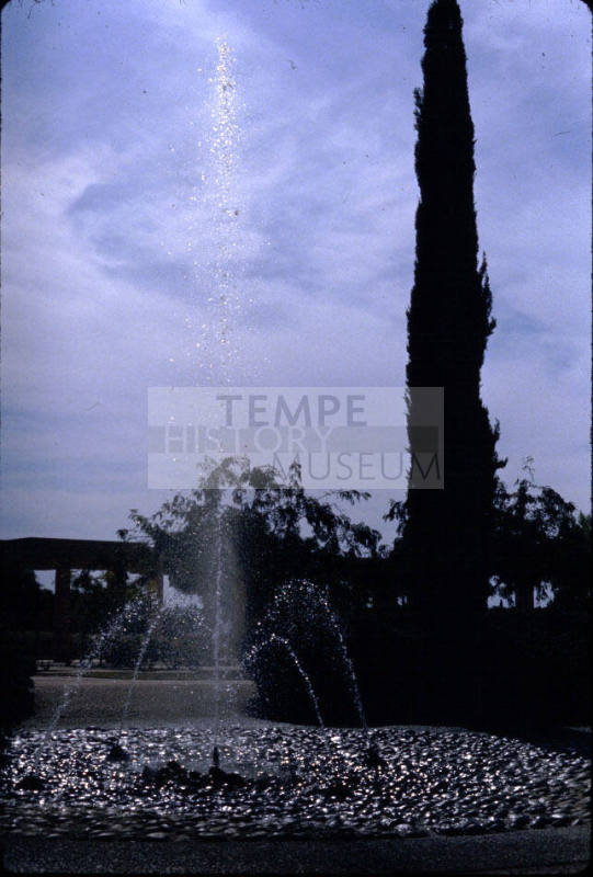 Tempe Public Library Fountain-Tempe, AZ