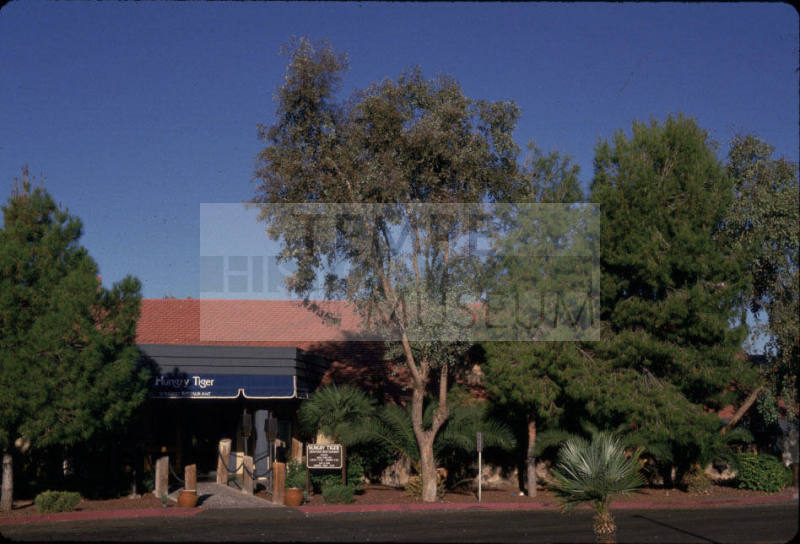 Hungry Tiger Restaurant-5350 S Lakeshore
