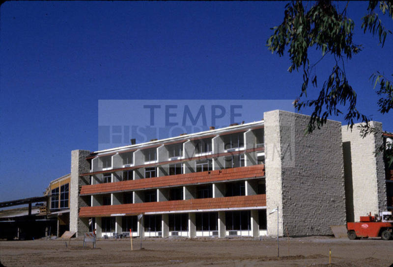 Tempe Ramada Inn-52nd St and Freeway