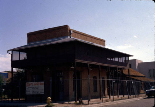 Hackett House, 4th St and Maple- Tempe