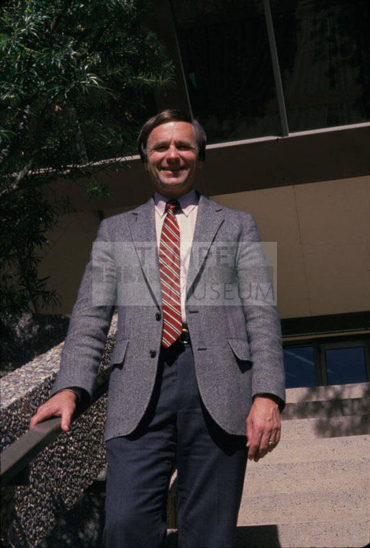 Harry Mitchell, Tempe Mayor