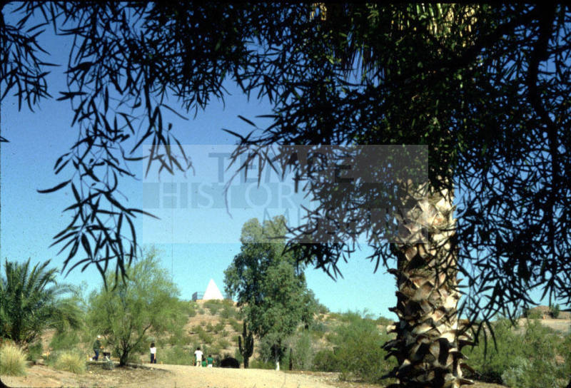 Hunt's Burial Pyramid- Phoenix Zoo