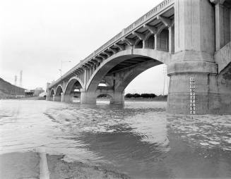 Mill Avenue Bridge at 4 Foot Flood Level