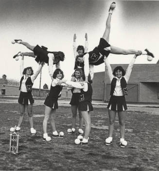 McKemy Junior High School Cheerleaders
